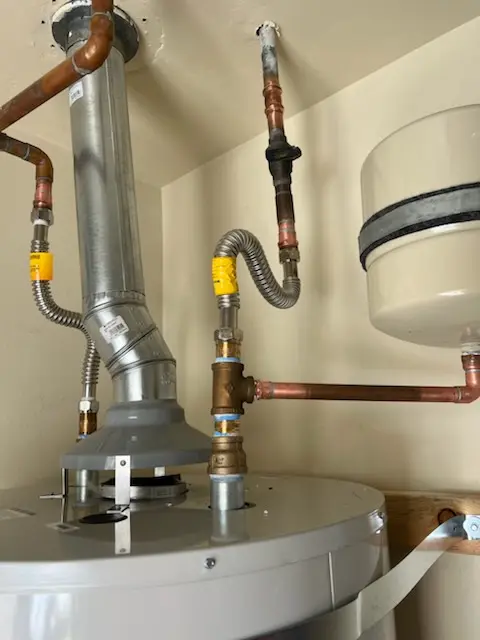 Water heater installation and plumbing repair in Los Alamos